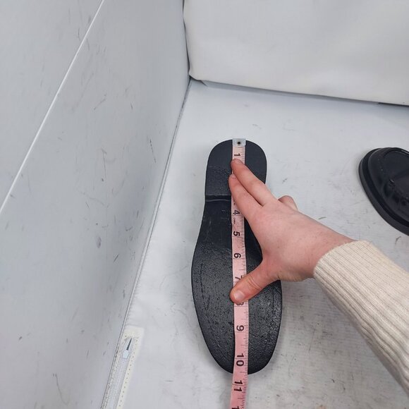 VALENTINO GARAVANI ROMAN STUD BLACK LEATHER LOAFER - Picture 6 of 13